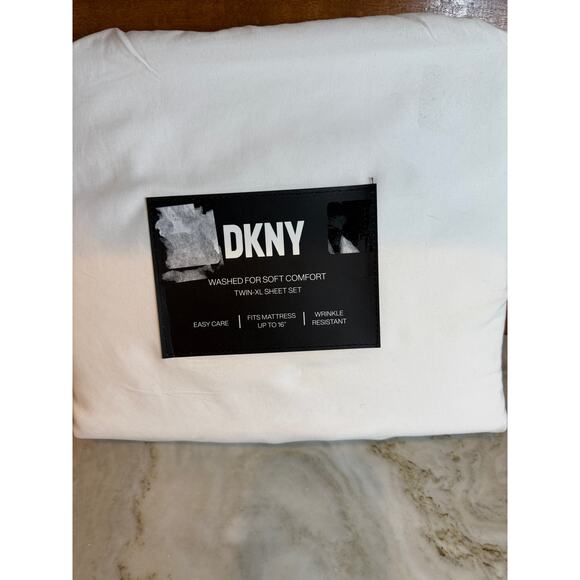 DKNY Twin XL Sheet Set White - Picture 1 of 2